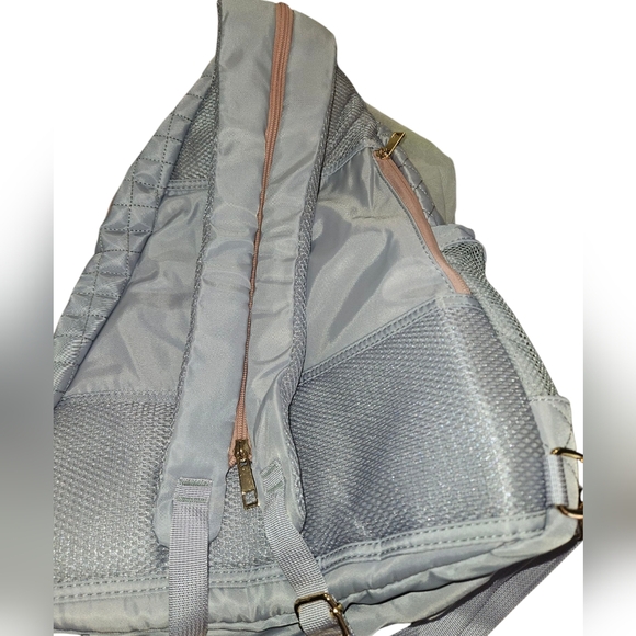 Women\'s Pickleball Backpack - Quilted Crossbody Sling Bag for Tennis & Picklebal